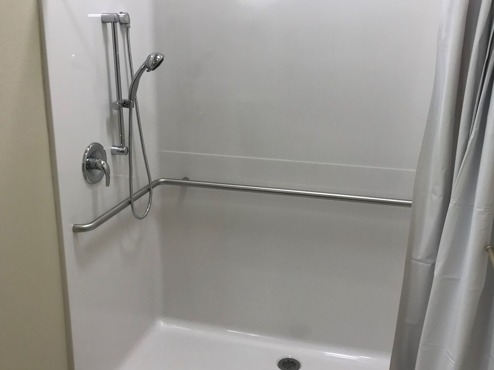Six Problems to Avoid in Your Assisted Living Bathroom Project